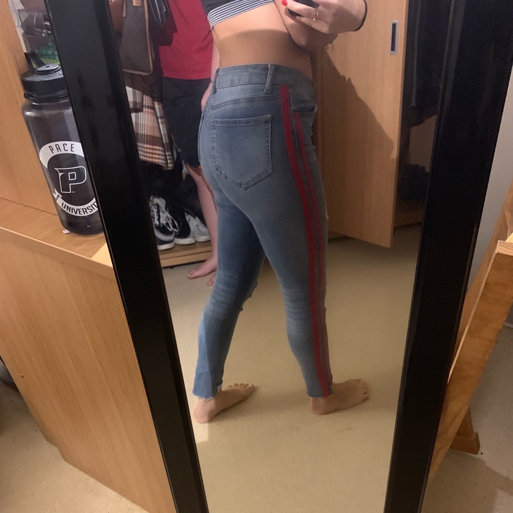 Jeans - Picture 3 of 5